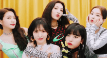 Red Velvet Pose GIF - Red Velvet Pose Pretty GIFs