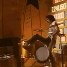 keith moon the who drumming drums kick