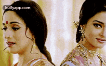 Madhuri.Gif GIF - Madhuri Aishwarya Heroines GIFs
