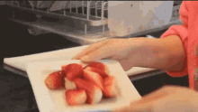 Strawberries Platter GIF - Strawberries Berries Platter GIFs