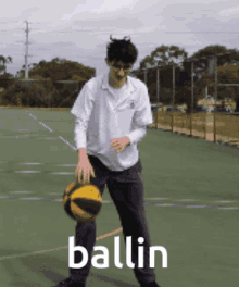 Ballin Balling GIF - Ballin Balling Jasper Ballin GIFs