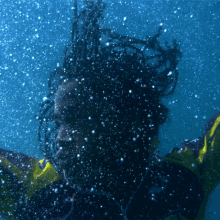 under water selena gomez rauw alejandro baila conmigo song diving