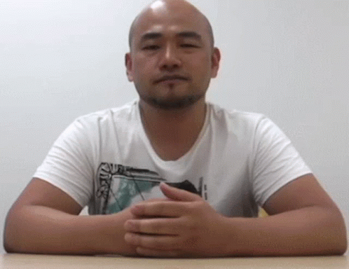 hideki-kamiya-thumbs-up.gif