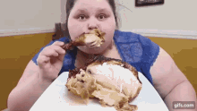 Jiggle Fat Girl GIF - Jiggle Fat Girl Eating GIFs