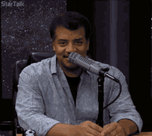 host lecturing speech saying something funny neil de grasse tyson