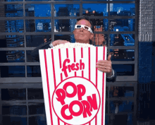 Colbert Popcorn Stephen Colbert GIF - Colbert Popcorn Popcorn Stephen Colbert GIFs
