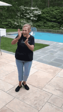 granny dancing