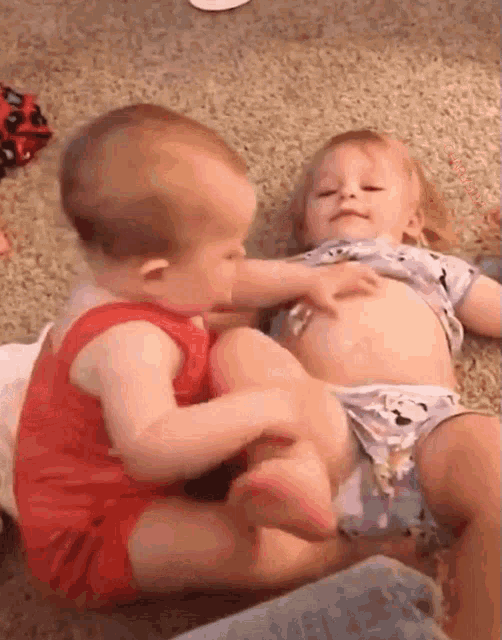 Bebes Beso Gif Bebes Beso Rico Discover Share Gifs