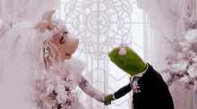 Kermit Miss Piggy GIF - Kermit Miss Piggy Muppets GIFs