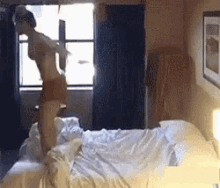 Catch Me In Bed GIF - Catch Me In Bed Roll GIFs