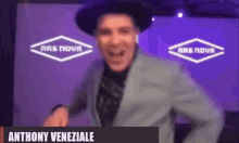 Anthony Veneziale Two Touch GIF - Anthony Veneziale Anthony Two Touch GIFs