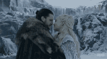 Jon And Dany Kiss Kissing GIF - Jon And Dany Kiss Kissing Embrace GIFs