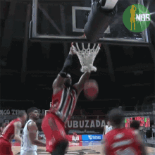 hanging pendurado rim hold basquete basketball