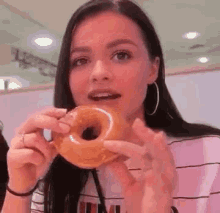 Eating Doughnut GIF - Eating Doughnut Donuts GIFs