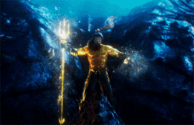 King Aquaman Strong Man GIF - King Aquaman Strong Man King Of The Sea GIFs