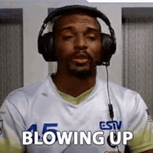 Blowing Up Popular GIF - Blowing Up Popular Viral GIFs