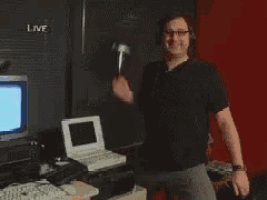 tenor.gif