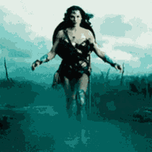 Wonder Woman GIF - Wonder Woman Dodging GIFs