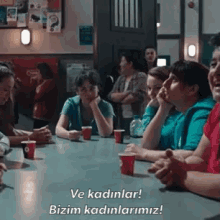 avlu mahkum hapishane kadin avlu mahkum hapishane kadin