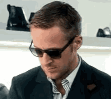 Ryan Gosling Im Sorry GIF - Ryan Gosling Im Sorry What Is It GIFs
