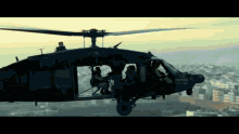 Black Hawk Down Helicopter GIF - Black Hawk Down Helicopter Soldiers GIFs