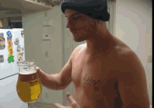 Beer Chug GIF - Beer Chug Alcool GIFs