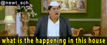Housefull2012 Johnny Lever GIF - Housefull2012 Johnny Lever What Is The Happening In This House GIFs