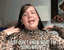 I Just Dont Know What Im Doing Wrong Aidy Bryant GIF - I Just Dont Know What Im Doing Wrong Aidy Bryant Saturday Night Live GIFs