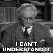 I Cant Understand It John Barrymore GIF - I Cant Understand It John Barrymore The Invisible Woman GIFs