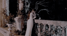 Romeo And Juliet GIF - Romeo And Juliet Kissing Balcony GIFs