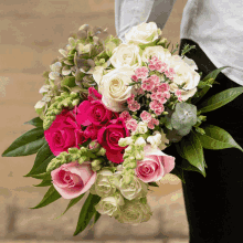 Flower Gift Luxury Online Flower Delivery GIF - Flower Gift Luxury Online Flower Delivery GIFs