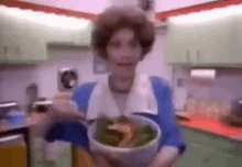Salad Scared GIF - Salad Scared Boo GIFs