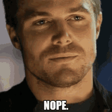 Arrow Oliver Queen GIF - Arrow Oliver Queen Stephen Amell GIFs