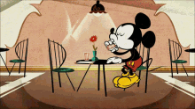 Minnie Mouse Stinky GIF - Minnie Mouse Stinky Mickey Mouse GIFs