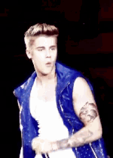 Wanna Dance GIF - Bieber Justin Lol GIFs