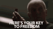 Heres Your Key To Freedom John Kramer GIF - Heres Your Key To Freedom Key Freedom GIFs