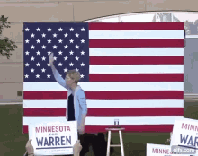 elizabeth warren dancing flag usa elizabeth warren dancing flag usa