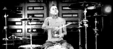 Travis Barker GIF - Travis Barker Drummer GIFs