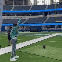 kick-the-ball-swae-lee.gif