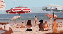 coisa mais linda netflix girls from ipanema most beautiful thing malu carone