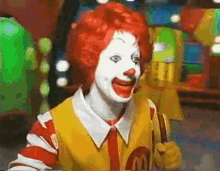 Clown Ronald Mcdonald GIF - Clown Ronald Mcdonald Cursed GIFs