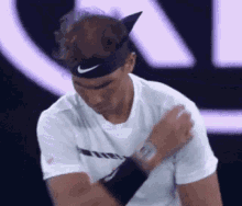 Rafael Nadal Serve GIF - Rafael Nadal Serve Ritual GIFs