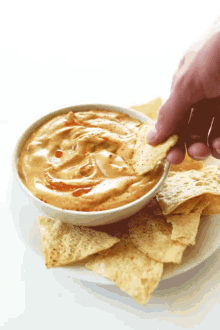Chips And Dip GIF - Nachos Dip Food GIFs