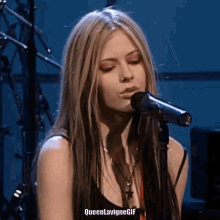 Avril Lavigne GIF - Avril Lavigne Avril GIFs