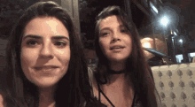 Tatiela Sorriso GIF - Tatiela Sorriso Selfie GIFs