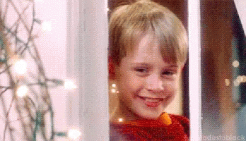 Kevin Wave GIF - Kevin Wave Home Alone - Discover & Share GIFs