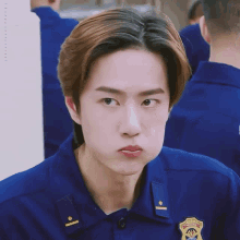 wang yibo yibo eating nod chew