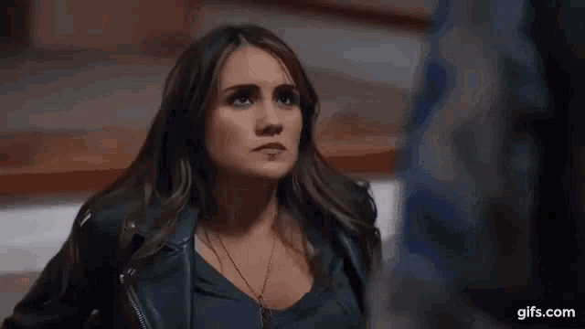 victoria-lamas-dulce-maria.gif