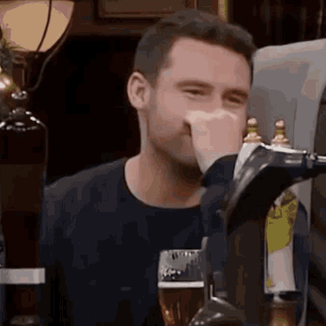 Robron Dingle GIF Robron Dingle Aaron Discover & Share GIFs