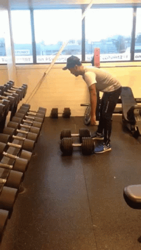 batty0607-gym.gif